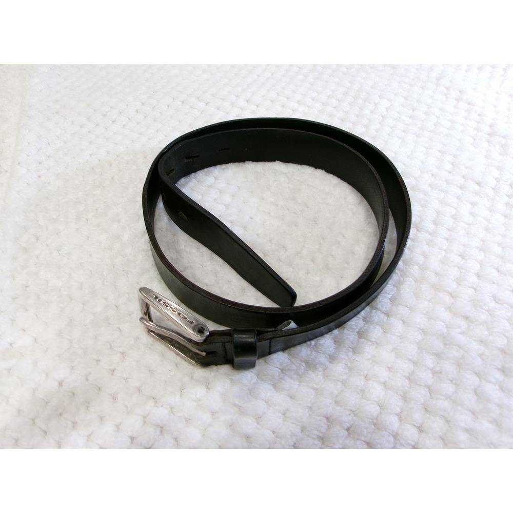 Fossil Mens 36 Leather Belt Black MB2405001 Silver Buckle Classic Accessory
